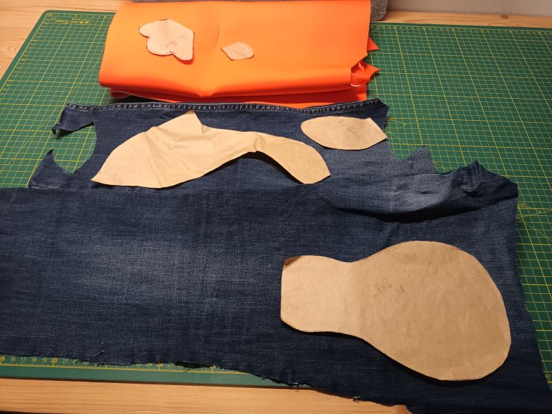 Materialauswahl für eine Stoff-Ente aus Jeans und Neopren